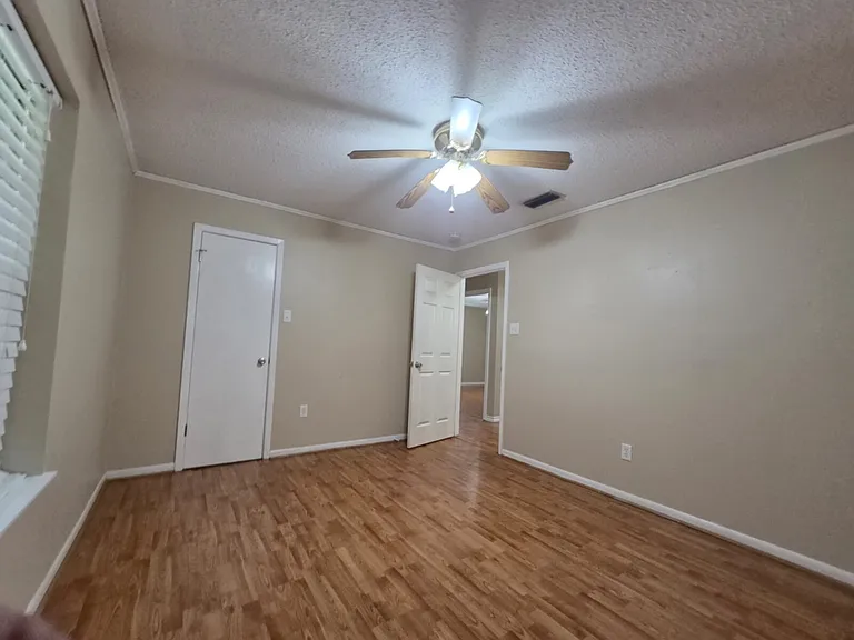 15151 FM 429 — Photo 8