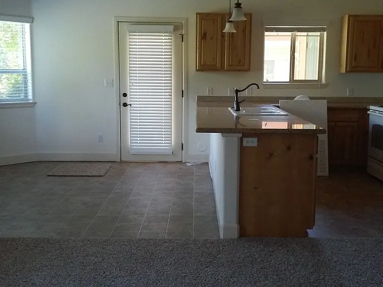 6740 N Spurwing Loop #100 — Photo 3