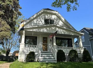 3679 S Rutland Ave, Saint Francis, WI 53235