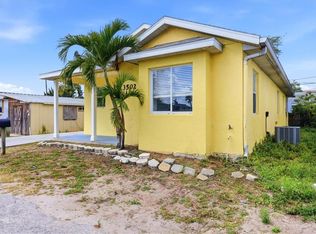 3502 19th St W, Bradenton, FL 34205