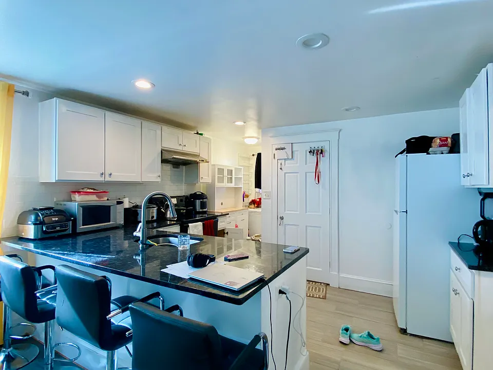 Kitchen, modern appliances