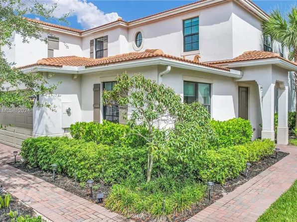 10082 Akenside Dr #10082, Boca Raton, FL 33428