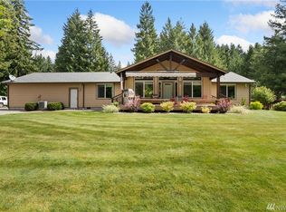 291 N Mount Christie Dr, Hoodsport, WA 98548