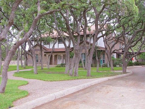 1st image of 9569 Circle South Dr