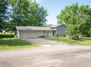 415 Illinois St, Warsaw, IL 62379