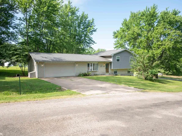 415 Illinois St, Warsaw, IL 62379