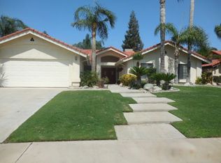 2612 Georgia Oak Dr, Bakersfield, CA 93311