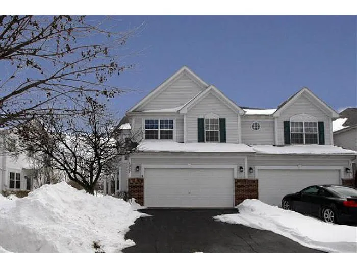 1257 Horseshoe Ln photo 1