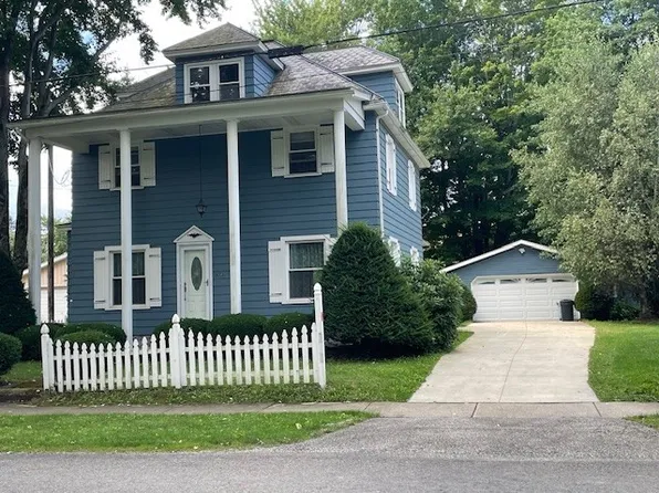 9840 Bateman Ave, Cranesville, PA 16410