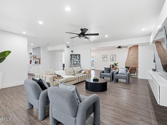 5th image of 5009 E WETHERSFIELD Road