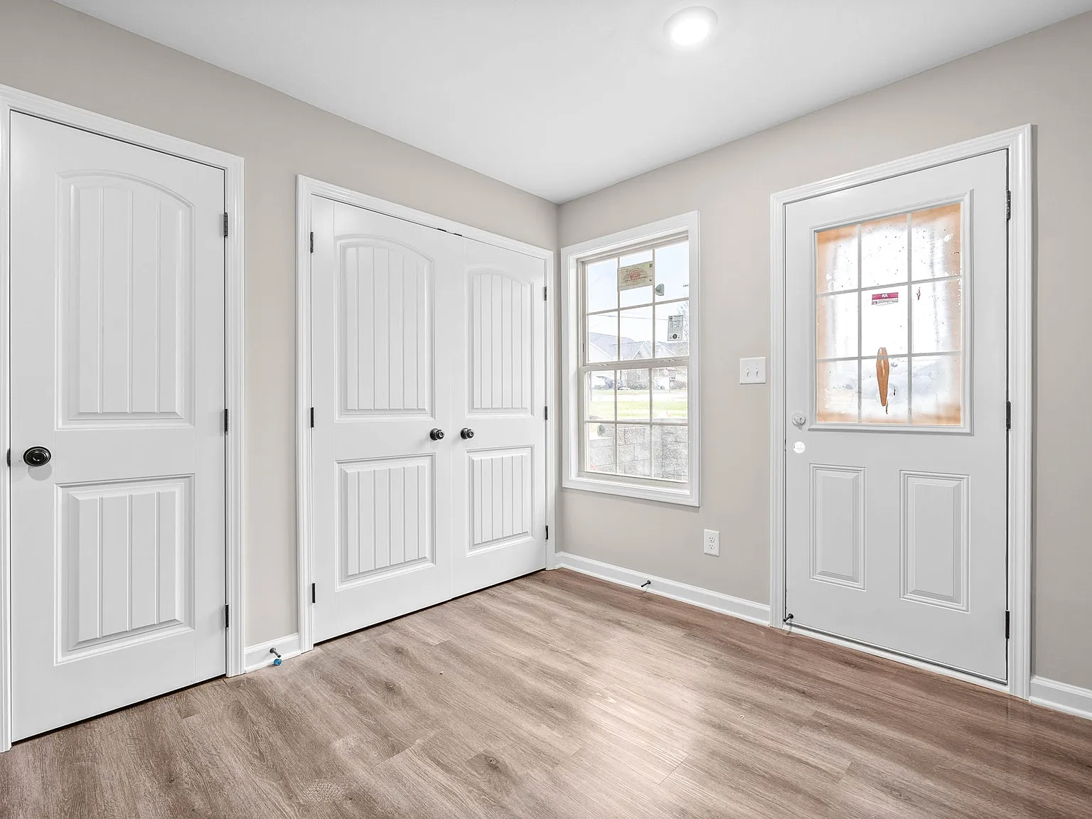 2 bed, 2.5 bath, 1000 sqft, $1,100 — Photo 4