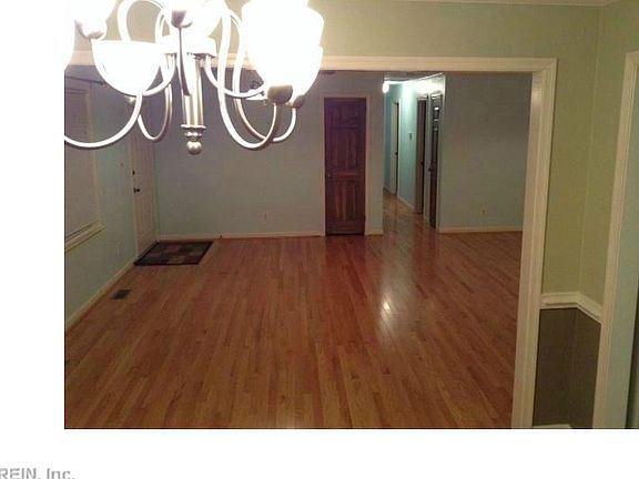 4th image of 5321 Alishire Ct