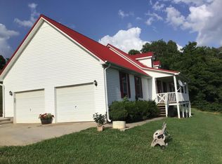184 Santa Fe St, New Tazewell, TN 37825