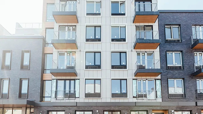 Rented by Nooklyn NYC LLC | media 43