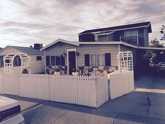 2nd image of 1376 Lawry Ave