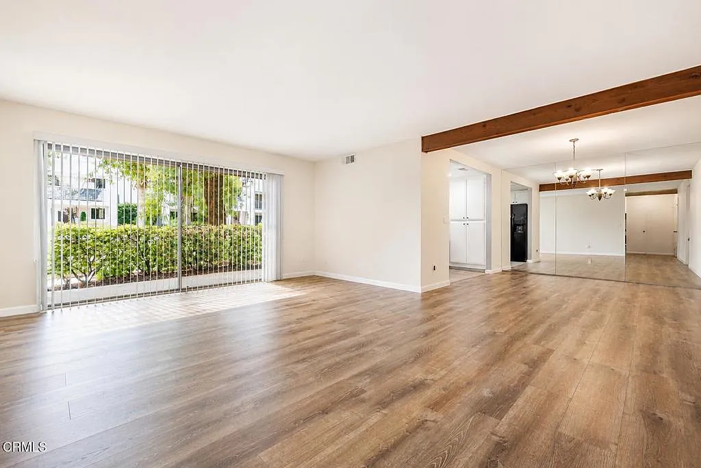 2 bed, 2.0 bath, 1230 sqft, $2,400 — Photo 4
