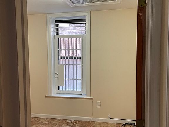 4th image of 31-14 28th Ave #1R
