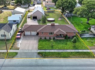 313 S 1st St, Osborne, KS 67473