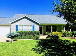 3009 Courtney Dr, Mountain Grove, MO 65711