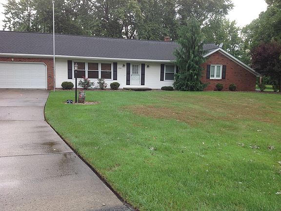 2nd image of 1550 Williams Dr