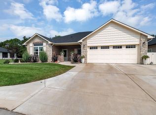 1774 N Forestview Ct, Wichita, KS 67235