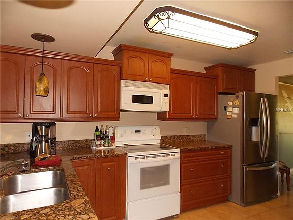 2nd image of 4129 Barret Ave