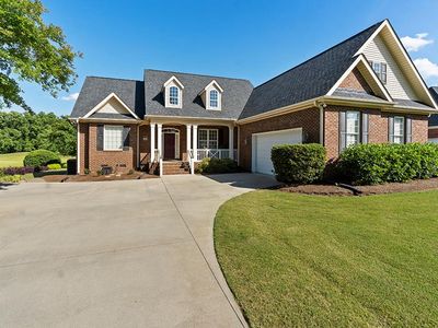 110 Sand Trap Ln, Greenwood, SC, 29649