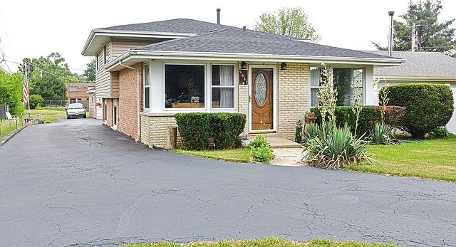 1st image of 9851 S 81st Ave