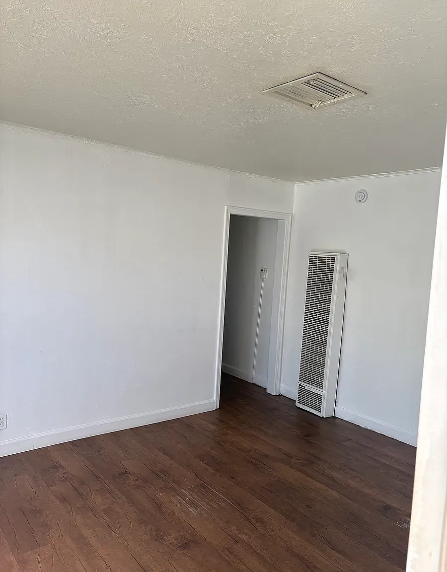 1 bed, 650 sqft, $1,100 — Photo 2