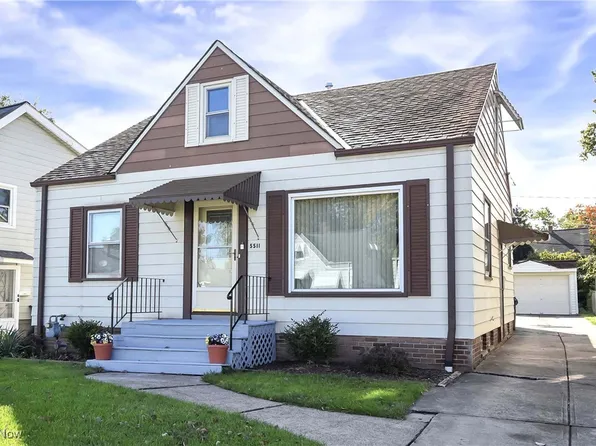 5511 Laverne Ave, Parma, OH 44129