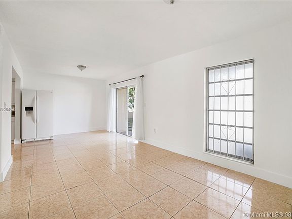 5th image of 9420 SW 170th St APT 202