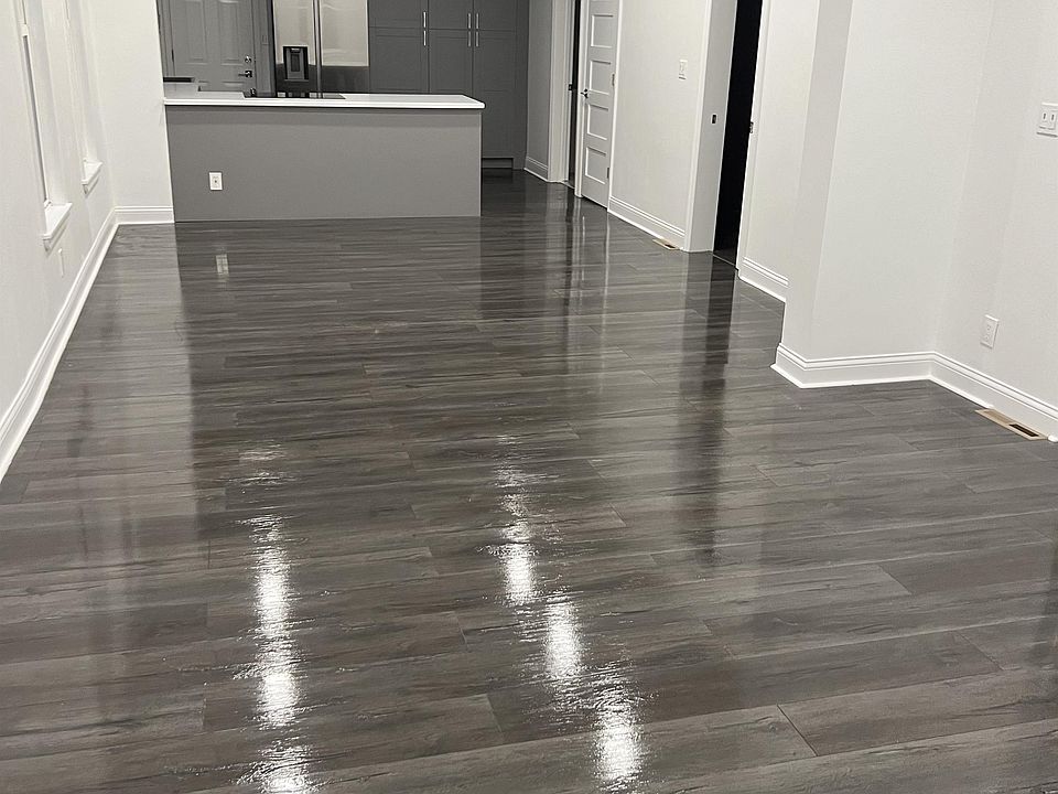 1st image of 2453 Thurman St #1