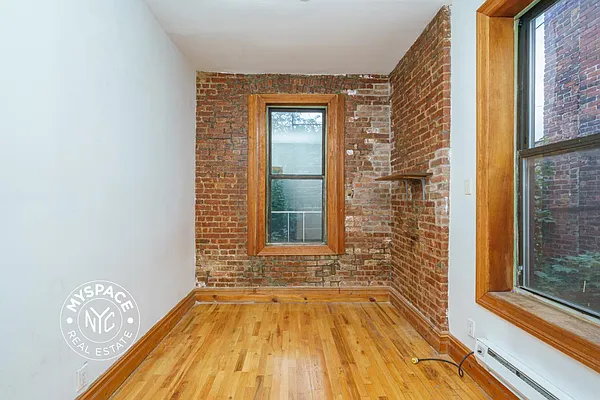 Rented by MySpaceNYC | media 3