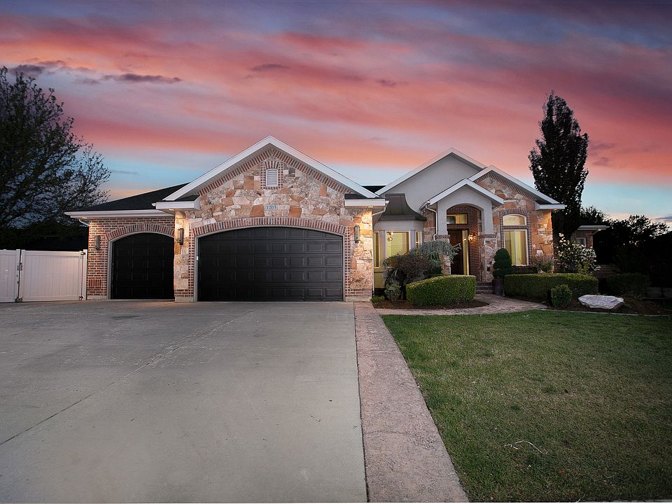 1st image of 1203 W Makiya Cir