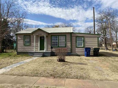 305 N 2nd St, Marlow, OK, 73055