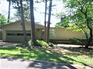 153 Wilshire Dr, Fairfield Bay, AR 72088