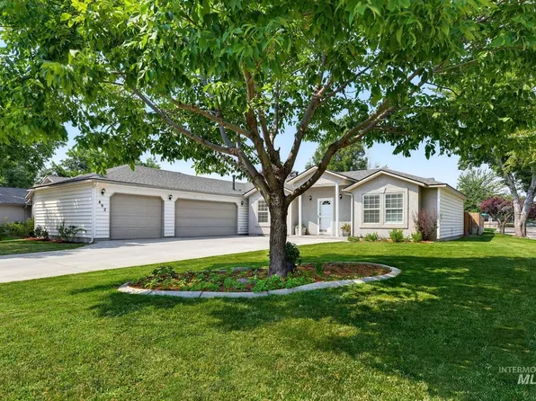 492 E Addeson St, Meridian, ID 83646
