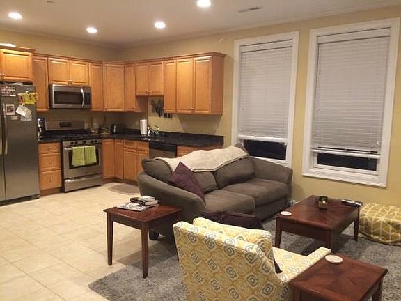 Living/Kitchen