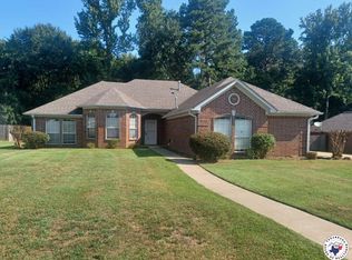 502 Mitchell Ryan, Wake Village, TX 75501