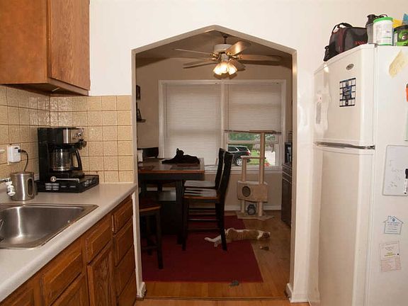 5th image of 1844 Pagel Ave