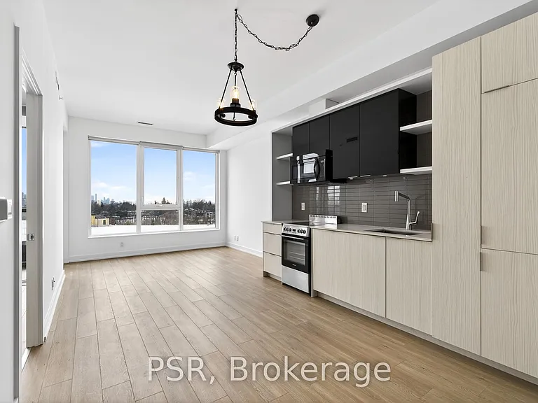 6 Parkwood Ave #509 — Photo 2