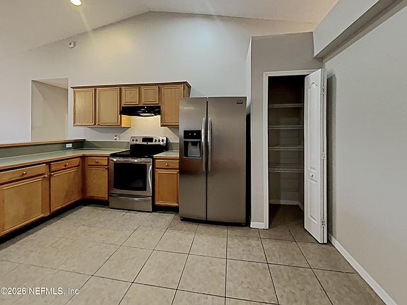 4th image of 2989 GOLDEN POND Boulevard