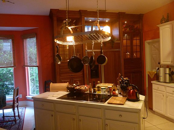 4th image of 955 Starling Dr