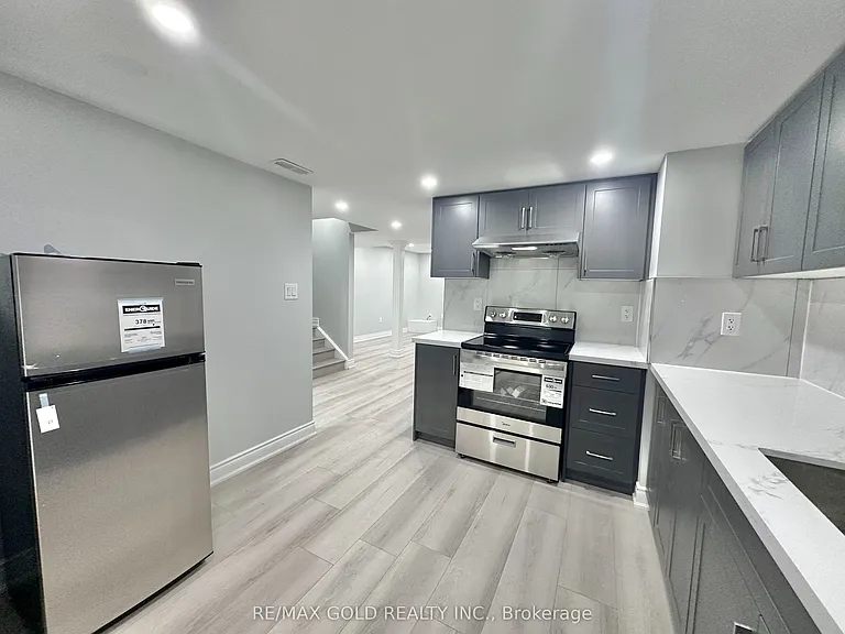 555 Settlers Rd W #BASEMENT — Photo 10