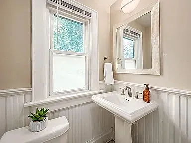 3 bed, 2.5 bath, 1600 sqft, $2,800 — Photo 4
