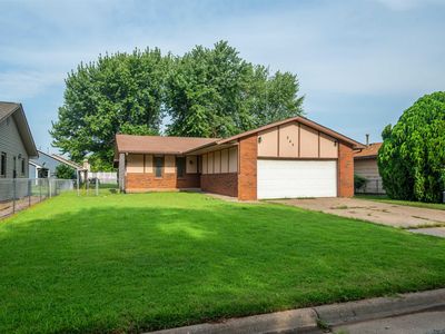 345 Ranger St, Haysville, KS, 67060
