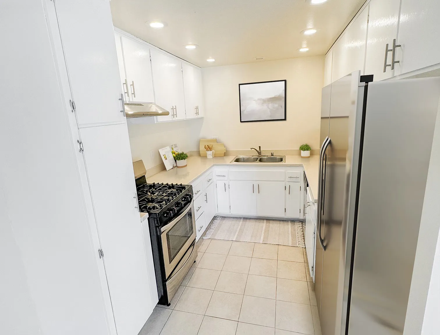 8231 Ellis Avenue — Photo 2