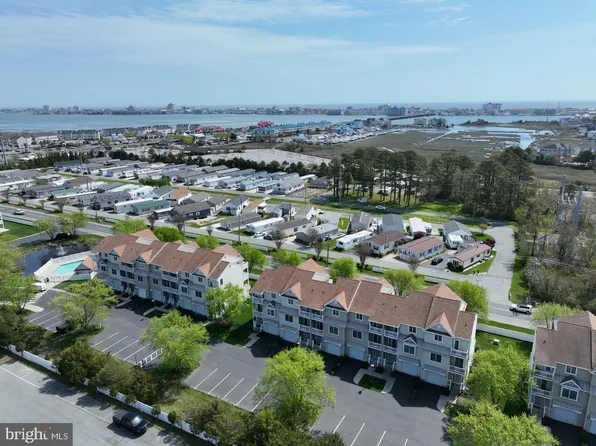 9823 Golf Course Rd Unit 7, Ocean City, MD 21842