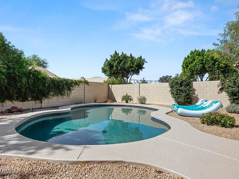 7435 E Rustling Pass — Photo 29
