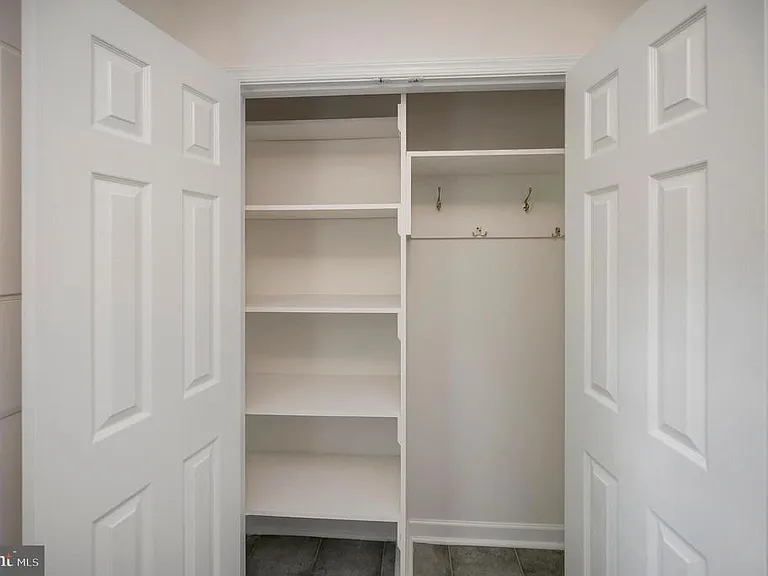 110 Parliament St — Photo 30
